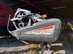 MACDON FD70 HEADER