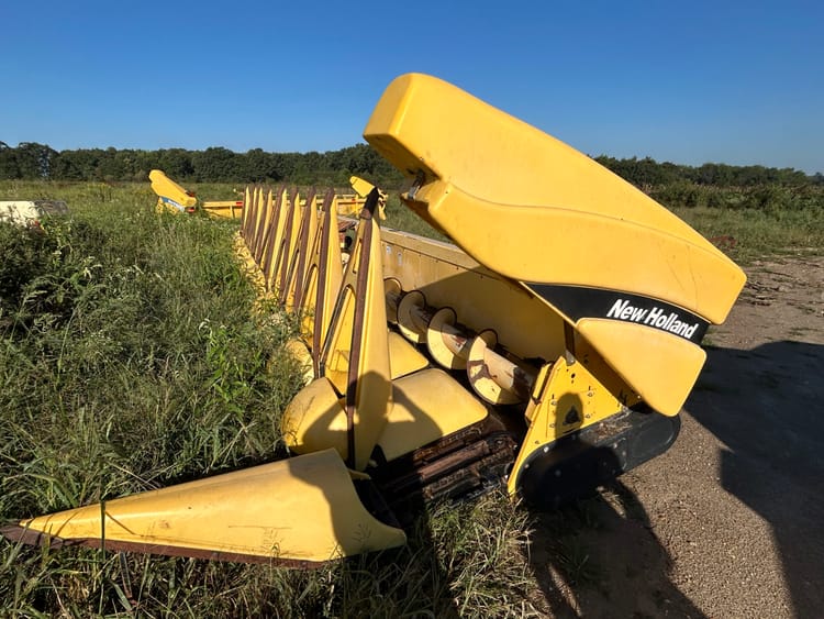 NEW HOLLAND 98C CORN HEADER