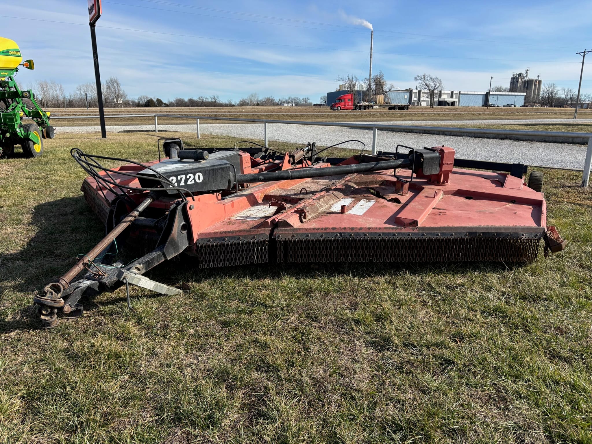 BUSH HOG 2720 ROTARY CUTTER