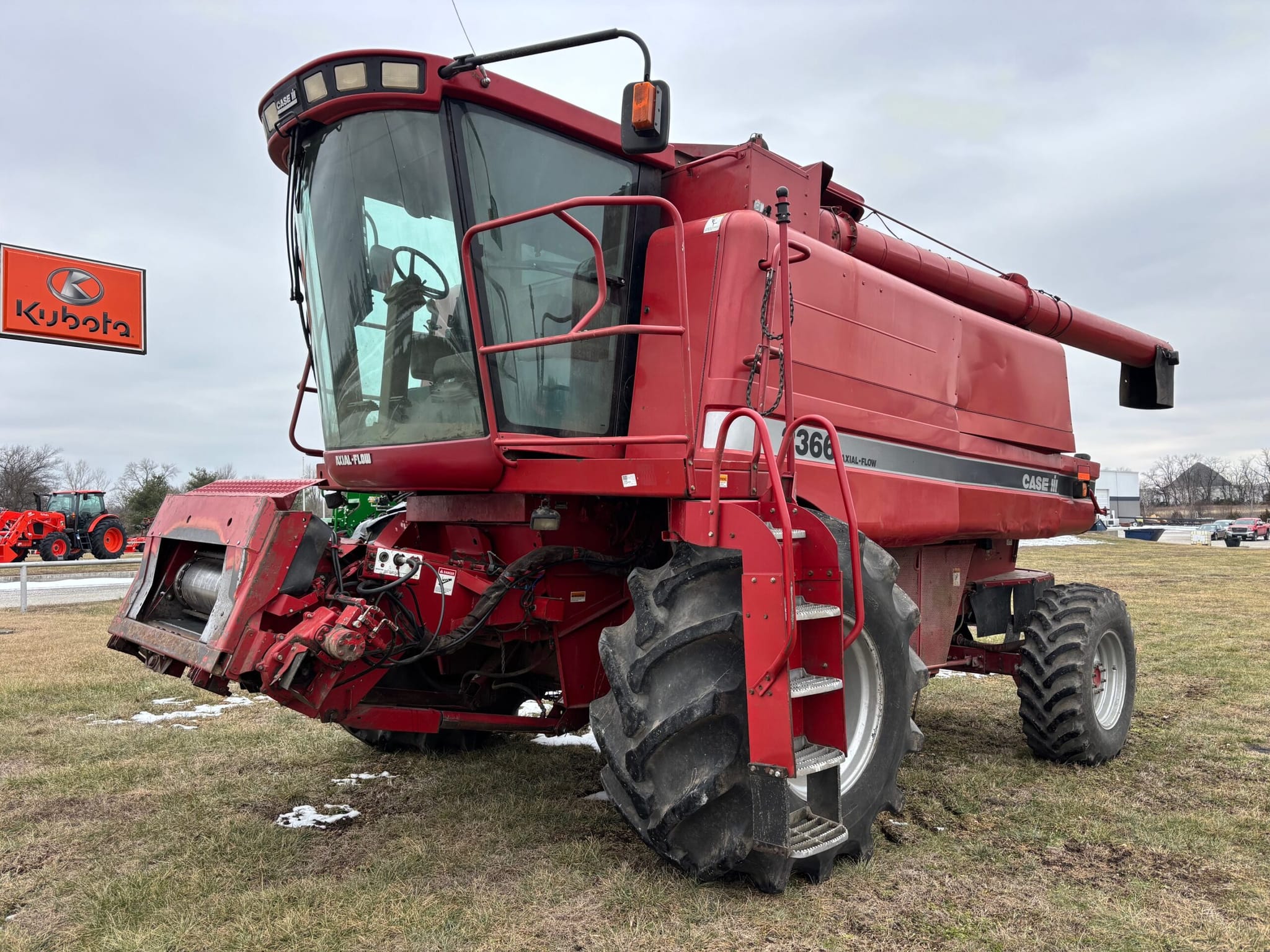 CASE IH 2366 COMBINE
