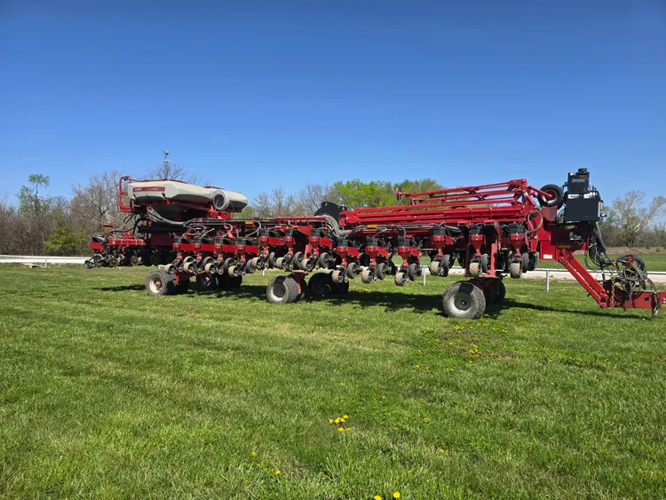 CASE IH 1260 PLANTER