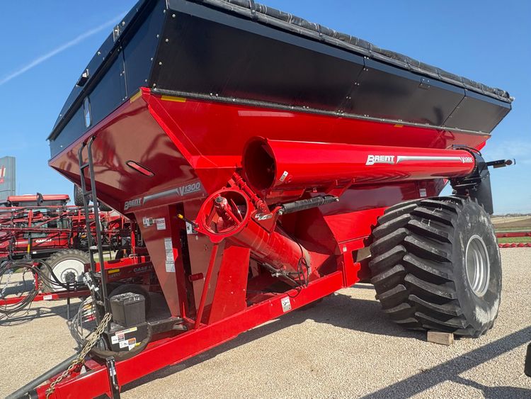 BRENT V1300 GRAIN CART