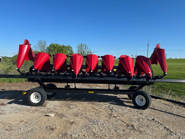 MACDON C3008 HEADER-CORN